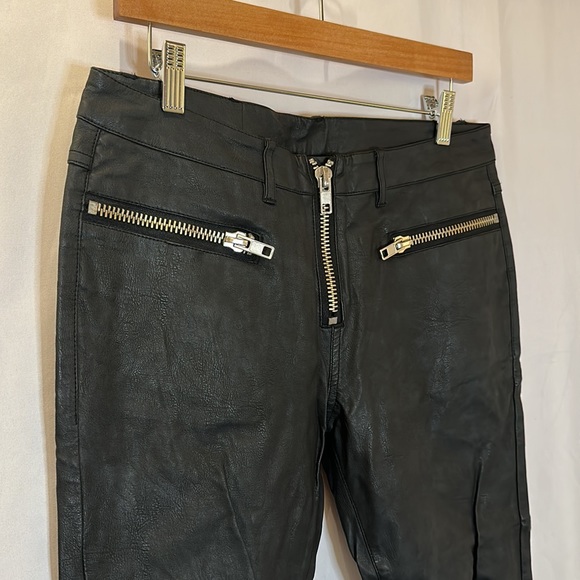 UNIF “Iggy” Slit-knee plant in Black size 28 - Picture 2 of 7